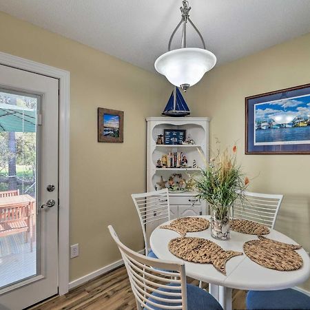 Beaufort Pad With Patio 3 Blocks To Waterfront! 외부 사진